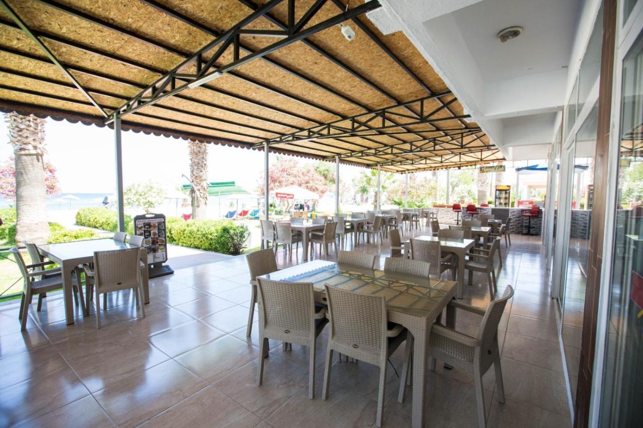 Holiday Hotel Kusadası Zewnętrze zdjęcie