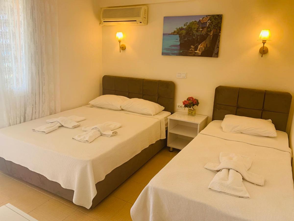 Holiday Hotel Kusadası Zewnętrze zdjęcie
